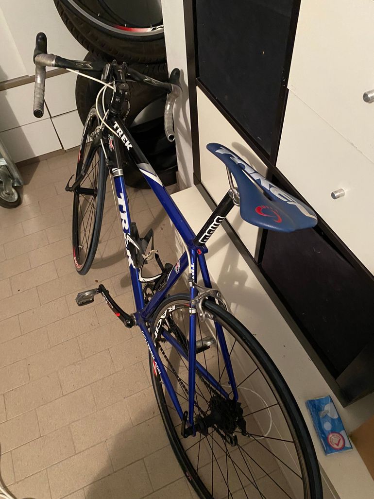 Used Trek 5000 Campagnolo Veloce 2004 Road & Gravel, Blue — image 3 of 4