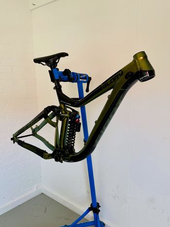 Giant, Glory 1 2020 Frameset