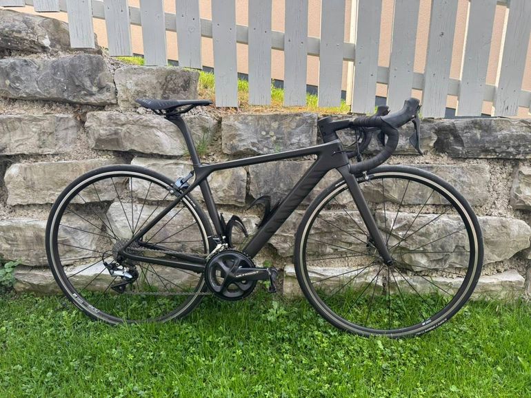 Used Canyon Canyon Ultimate CF SL 8.0 Shimano Ultegra 2020 Road & Gravel, Black — image 1 of 20