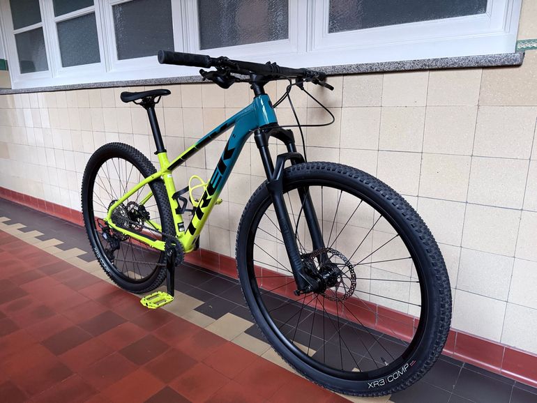 Used Trek X-Caliber 9 2021 2021 Mountainbike, Blue, 29 — image 2 of 9
