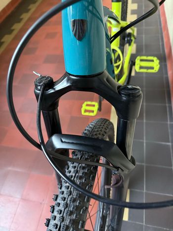 Used Trek X-Caliber 9 2021 2021 Mountainbike, Blue, 29 — image 8 of 9