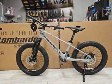 Used LOMBARDO Custom Other Shimano 2026 Youth, Light Gray — image 2 of 4