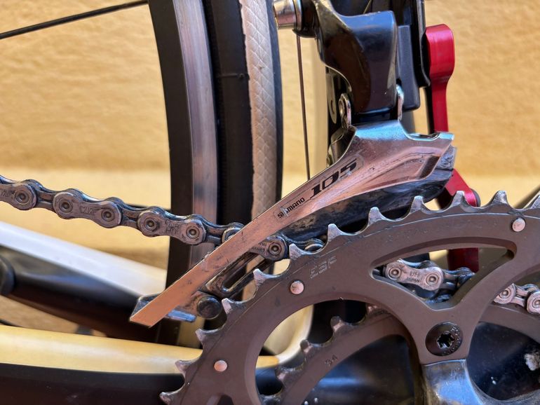 Used Trek Madone Shimano 105 2013 Road & Gravel, White — image 9 of 25