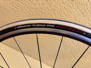 Used Trek Madone Shimano 105 2013 Road & Gravel, White — image 20 of 25