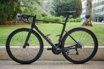 Tweedehands Scott Addict RC 30 2025 2025 Road & Gravel — afbeelding 2 van 11