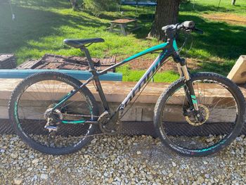 Used Montana Montana Custom Shimano Acera 2016 MTB
