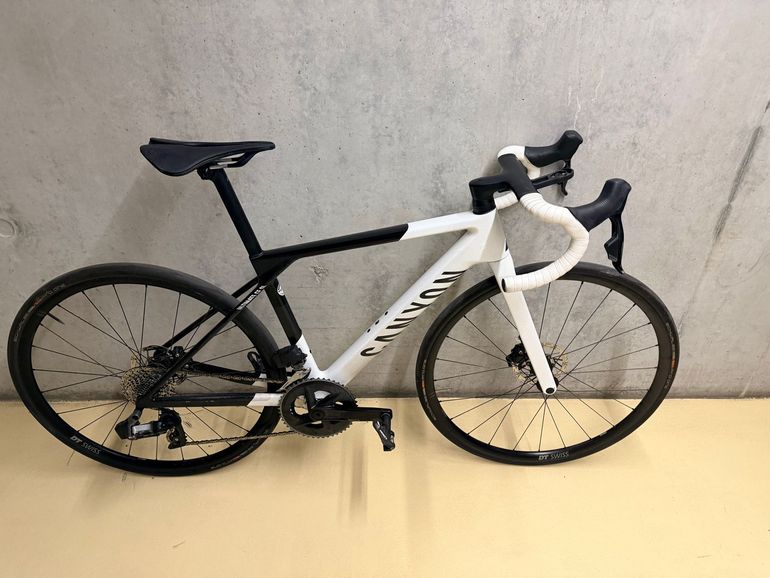 Used Canyon Ultimate CF SL 7 AXS 2024 2024 Road & Gravel, White — image 2 of 5