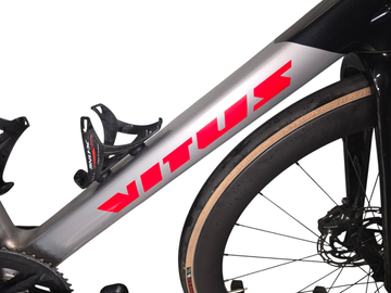 Vitus Venon SRAM Rival eTap AXS 2019 Road & Gravel usato, Grigio chiaro — immagine 6 di 29