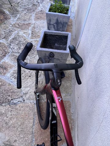 Tweedehands Pinarello Dogma SRAM Red 2025 Road & Gravel — afbeelding 5 van 7