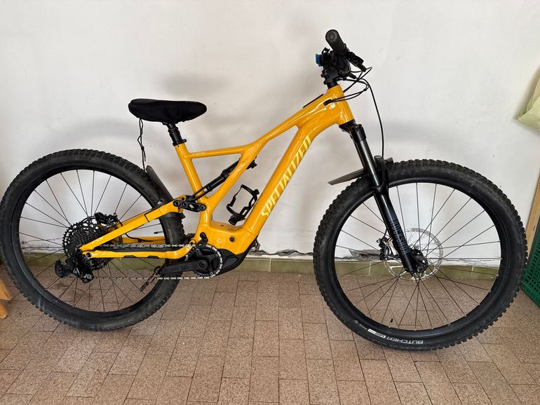 Used Specialized Turbo Levo 2021 2021 Mountainbike, Orange, 29 — image 1 of 8
