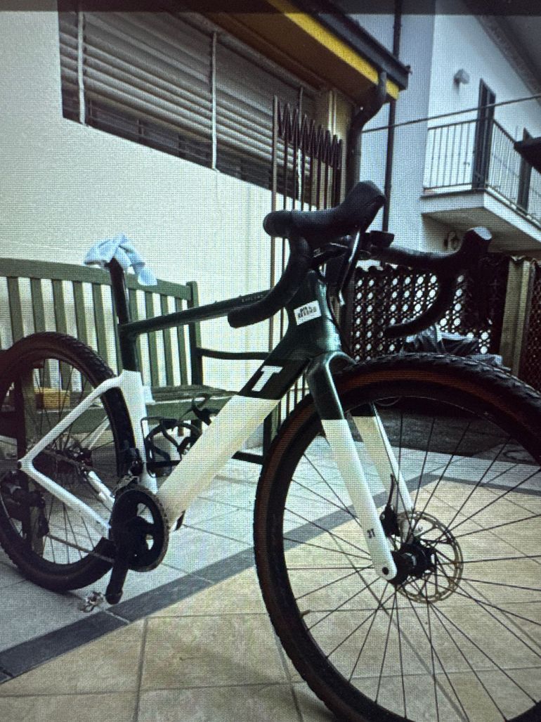 Used 3T Exploro Racemax Rival AXS 2X12 700c 2023 2023 Road & Gravel, White — image 1 of 3