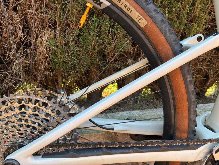Tweedehands Specialized Epic Sram Eagle Transmission XX 2025 Mountainbike — afbeelding 35 van 54