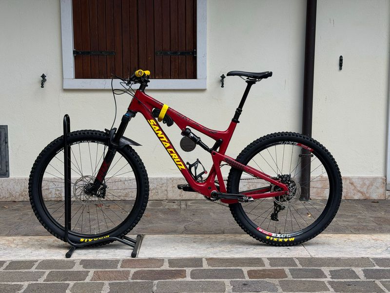 Używany Santa Cruz 5010 SRAM NX 2018 Mountainbike — zdjęcie 2 z 8