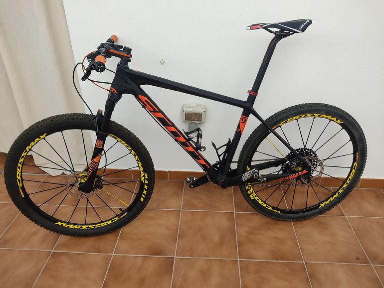 Used Scott scale 700 SL Scott scale 700 SL Custom SRAM GX Eagle 2018 Mountainbike — image 1 of 19