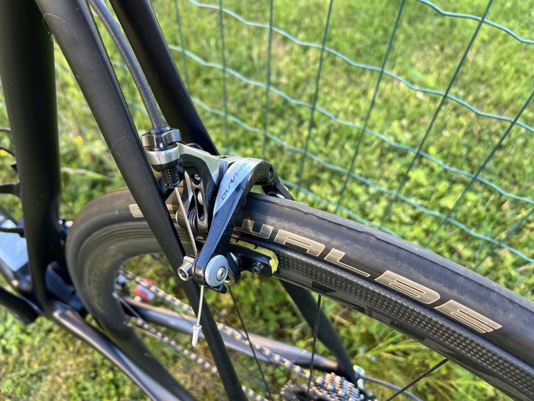 Used Cannondale Synapse Hi-MOD Black Inc 2014 Road & Gravel, Schwarz — image 12 of 16