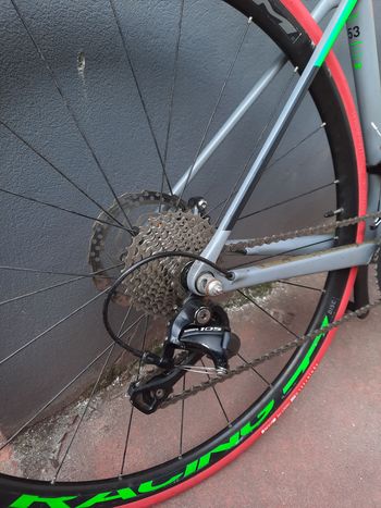 Used CUBE ATTAIN GTC Pro Disc 2017 2017 Road & Gravel, Light Gray — image 3 of 8
