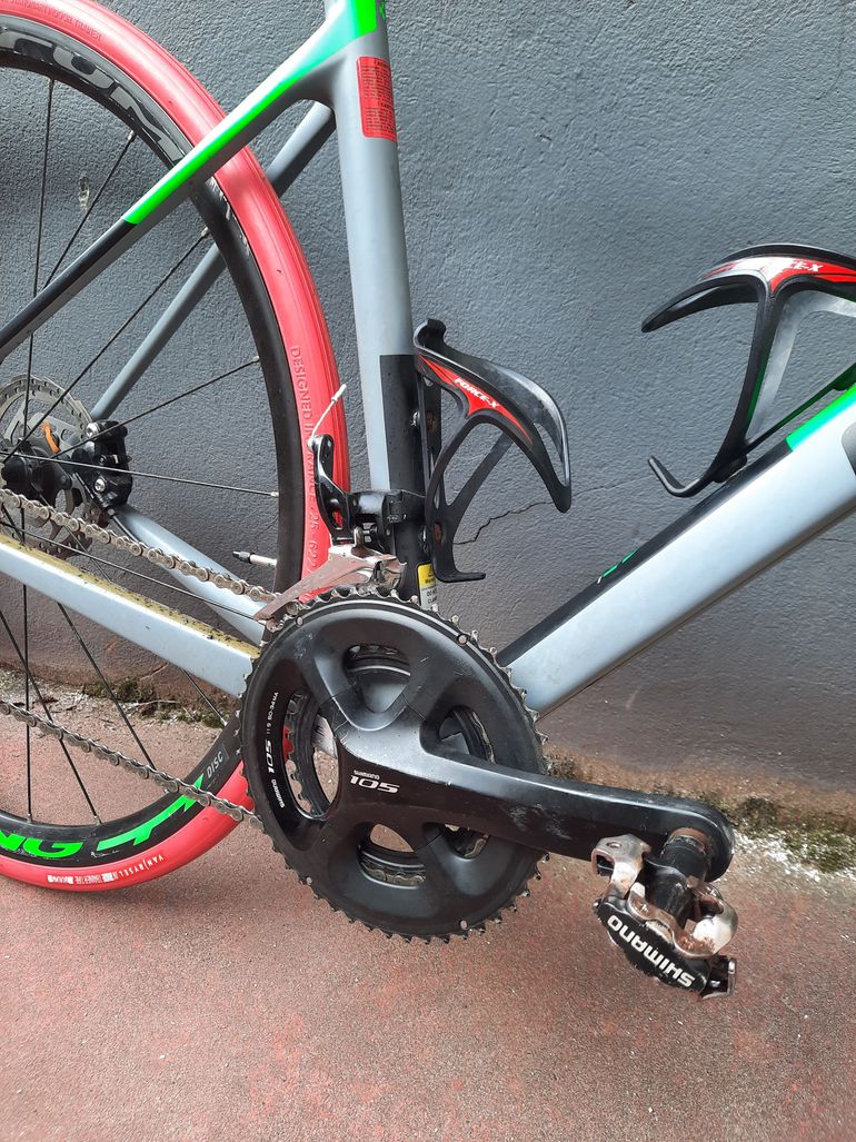 Used CUBE ATTAIN GTC Pro Disc 2017 2017 Road & Gravel, Light Gray — image 4 of 8