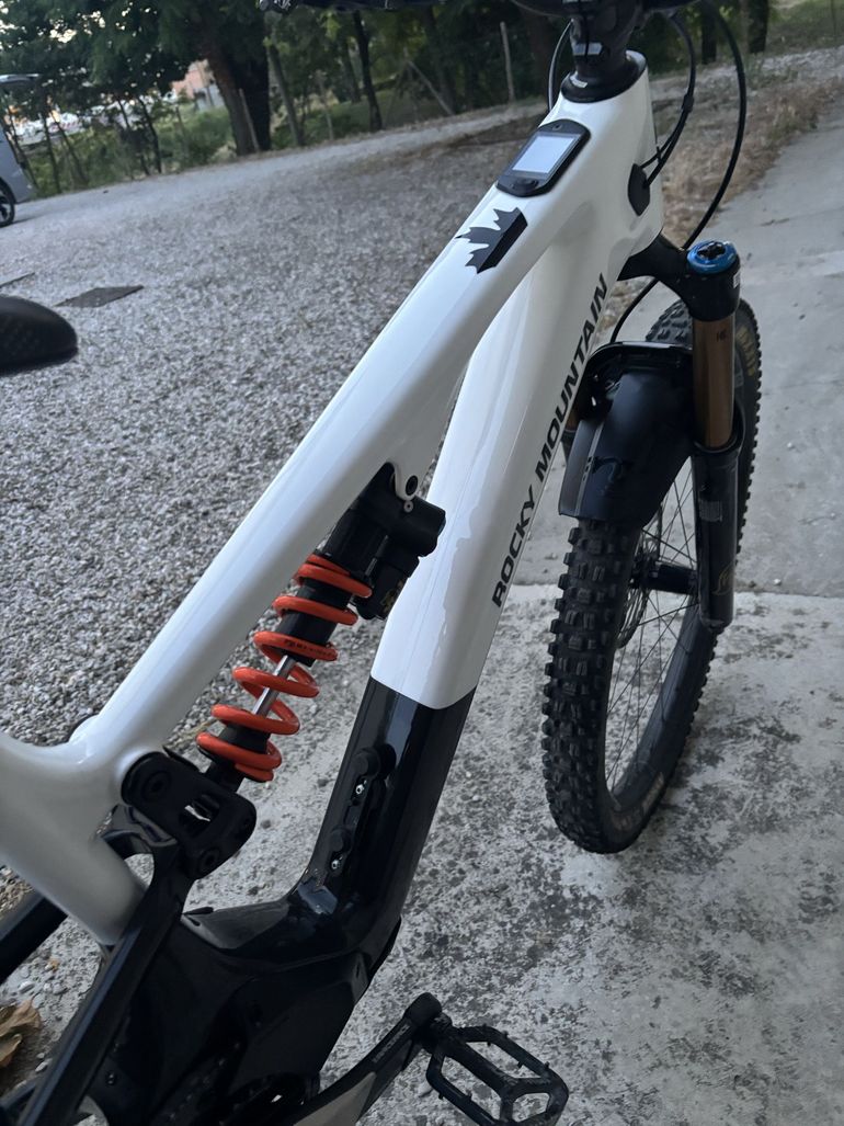 Used Rocky Mountain Instinct Powerplay SL Carbon 90 2025 Frameset 2025 Mountainbike, Black, 27.5, 29 — image 9 of 12
