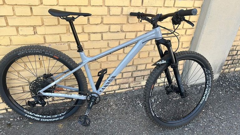 Used Canyon Stoic 3 2021 2021 Mountainbike, Light Gray, 27.5, 29 — image 6 of 12