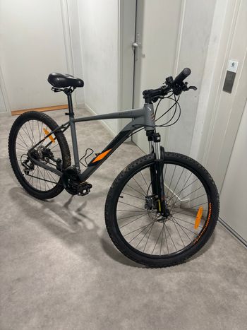 Serious, Rockville Shimano Acera