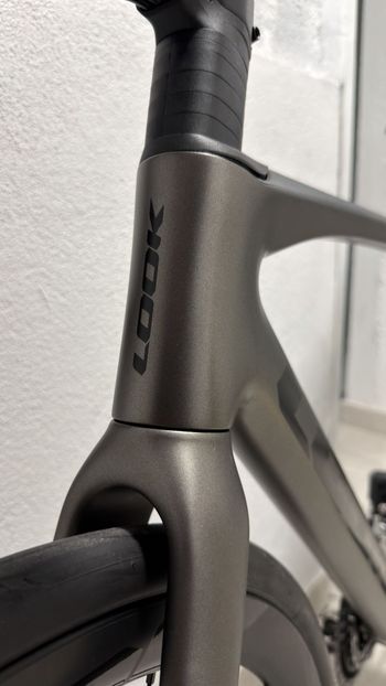 Used Look 765 Optimum Charcoal - SHIMANO 105 DI2 2024 2024 Road & Gravel, Black — image 8 of 12