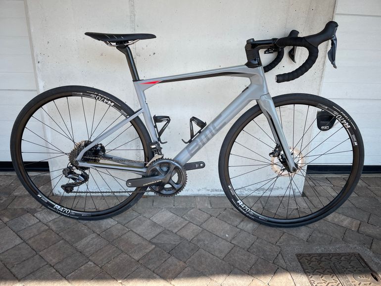 Used BMC Roadmachine 01 FOUR 2019 2019 Road & Gravel, Grigio chiaro — image 1 of 8