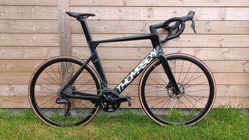 Thompson, Thompson Falcon XL Shimano 105 DI2