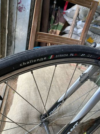 Used Giant Defy 1 2012 2012 Road & Gravel, White — image 3 of 8