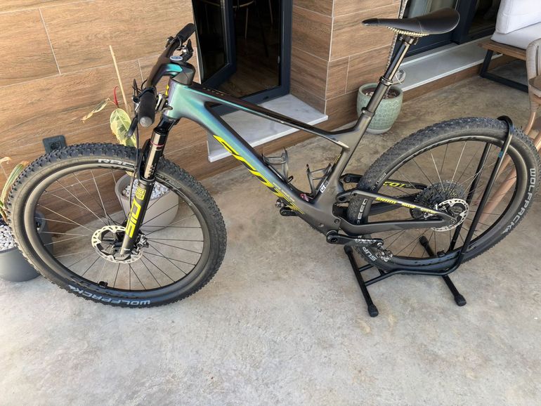 Used Scott Spark RC World Cup EVO AXS 2023 2023 Mountainbike, Green, 29 — image 7 of 9