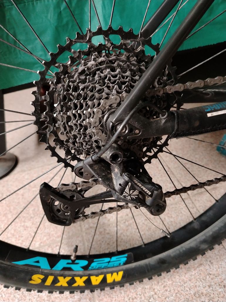 Used Canyon Exceed CF SL 5.0 2020 2020 Mountainbike, Black — image 6 of 8
