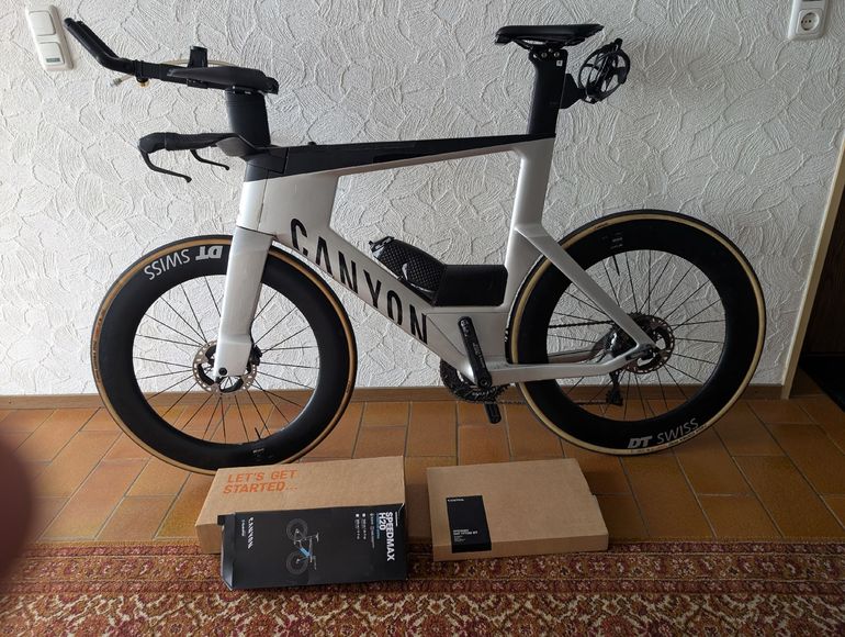 Used Canyon Speedmax CFR Di2 2023 2023 Road & Gravel, Light Gray — image 8 of 8