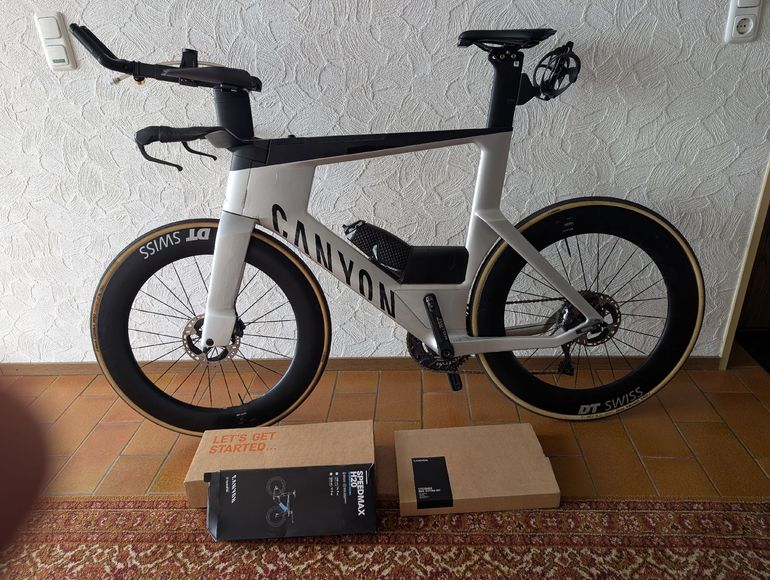 Used Canyon Speedmax CFR Di2 2023 2023 Road & Gravel, Light Gray — image 2 of 8