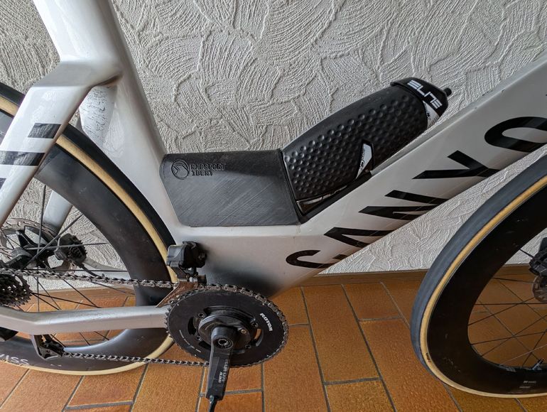 Used Canyon Speedmax CFR Di2 2023 2023 Road & Gravel, Light Gray — image 4 of 8