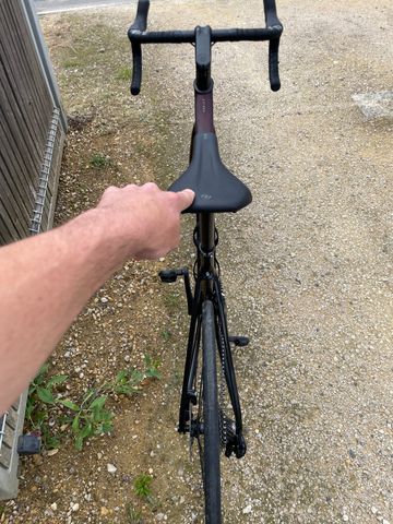 Scott Addict 30 2023 2023 Road & Gravel d'occasion — image 4 sur 7