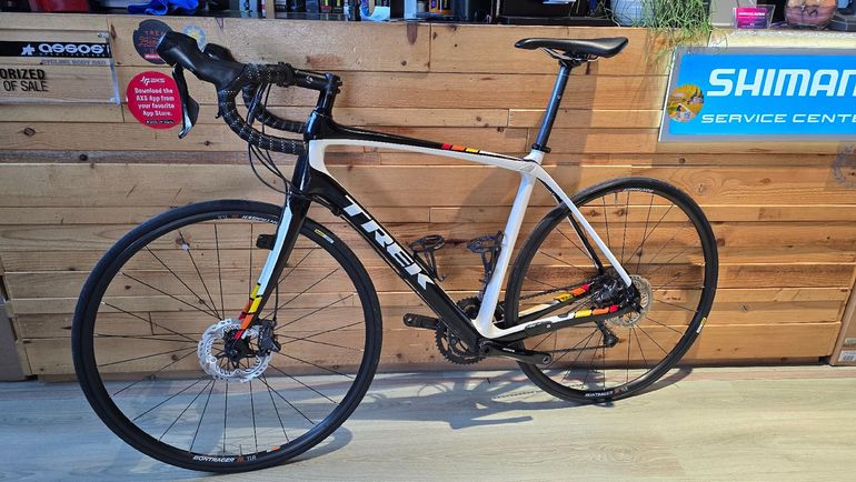 Used Trek Domane 4 Series Disc Frameset 2016 2016 Road & Gravel, Black — image 2 of 8