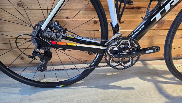 Used Trek Domane 4 Series Disc Frameset 2016 2016 Road & Gravel, Black — image 8 of 8