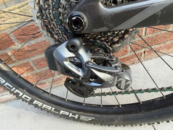 Used Canyon LUX SRAM XX1 2025 Mountainbike, Purple — image 5 of 9