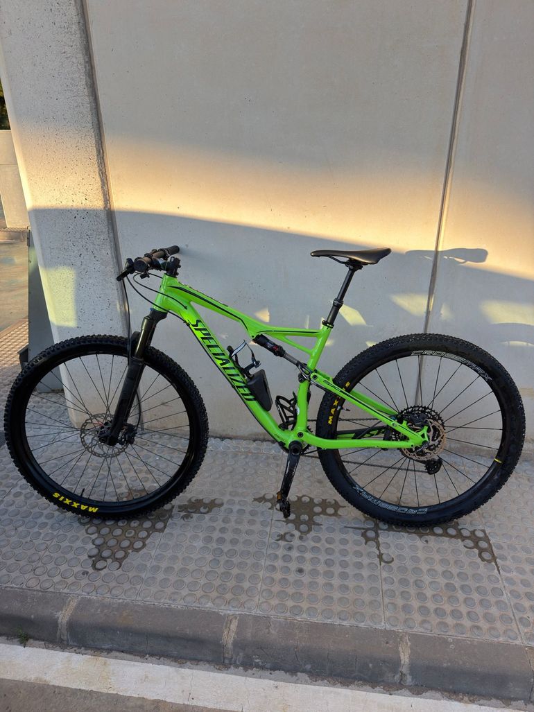 Used Specialized Epic SRAM GX Eagle 2017 Mountainbike, Green — image 1 of 11