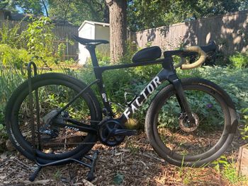 Factor, Ostro Gravel - Shimano GRX Di2 2024
