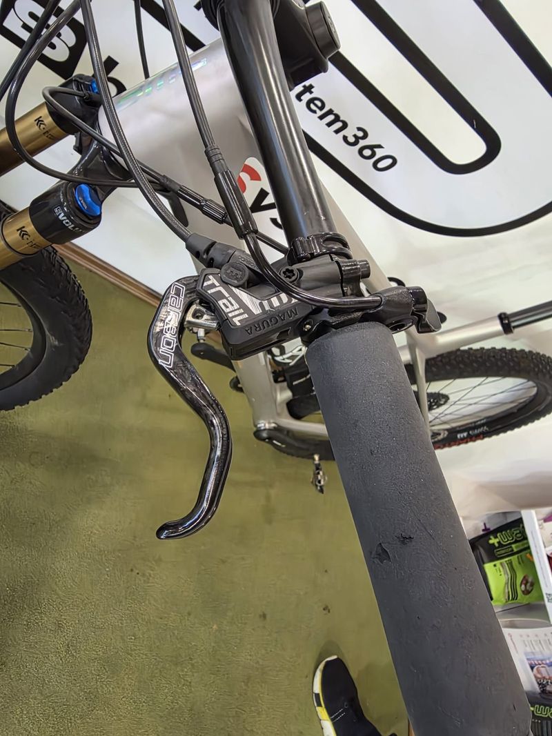 BMC Twostroke SRAM X01 2023 Mountainbike de segunda mano, Gris claro — imagen 7 de 7