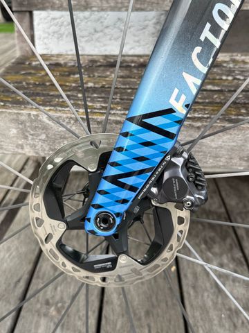 Used Factor Ostro Shimano Ultegra Di2 2025 Road & Gravel, Blue — image 10 of 12