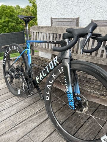 Used Factor Ostro Shimano Ultegra Di2 2025 Road & Gravel, Blue — image 2 of 12