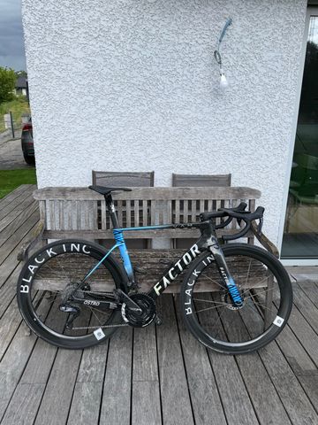 Factor Ostro Shimano Ultegra Di2 2025 Road & Gravel d'occasion