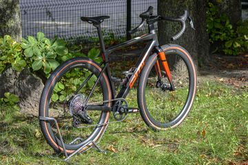 BMC Kaius 01 FOUR 2026 2026 Road & Gravel d'occasion — image 2 sur 11