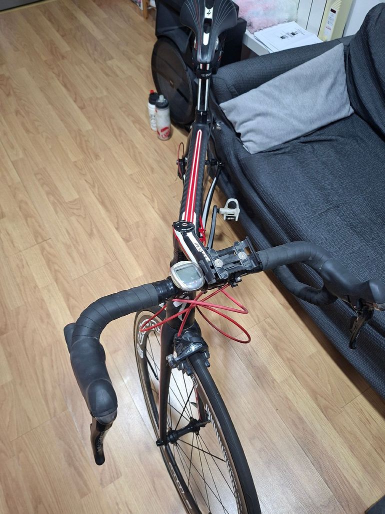 Used Specialized Tarmac SL3 Expert Double 2011 2011 Road & Gravel, Red — image 11 of 13