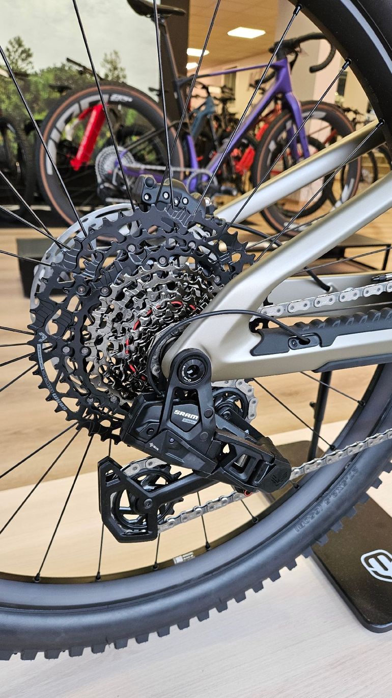 Used Mondraker Mondraker Custom Other 2026 Mountainbike — image 3 of 6
