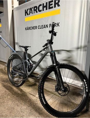 Mondraker, Mondraker Foxy Carbon R 29zoll