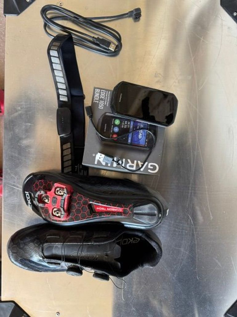 Used Canyon Speedmax CF 8 Disc Di2 2022 2022 Road & Gravel, Schwarz — image 10 of 10