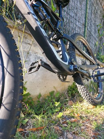 Used Whistle Custom Shimano Deore XT 2023 Mountainbike, Black — image 10 of 15