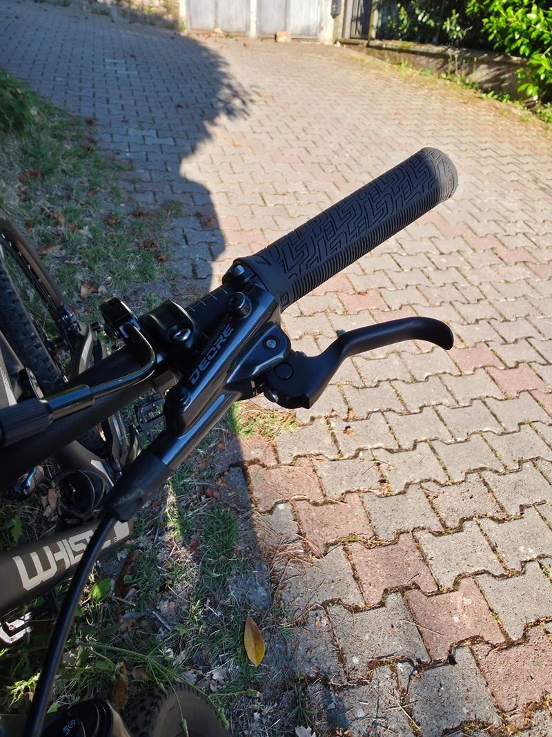 Used Whistle Custom Shimano Deore XT 2023 Mountainbike, Black — image 15 of 15